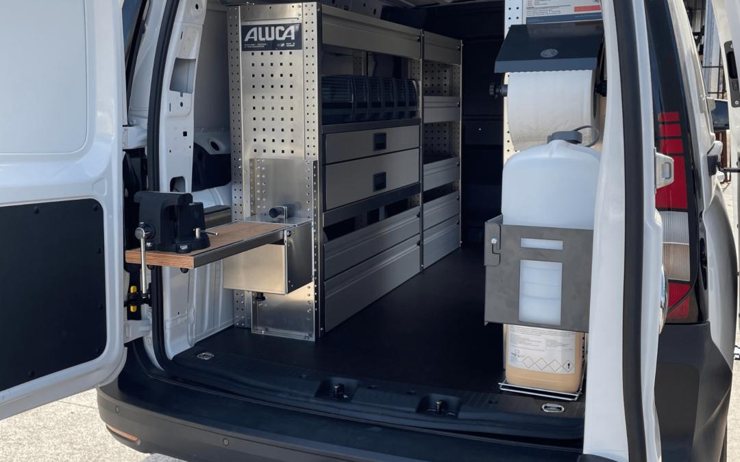 equipamientos para taller móvil - furgonetas taller - Mesa de Trabajo para Taller Móvil